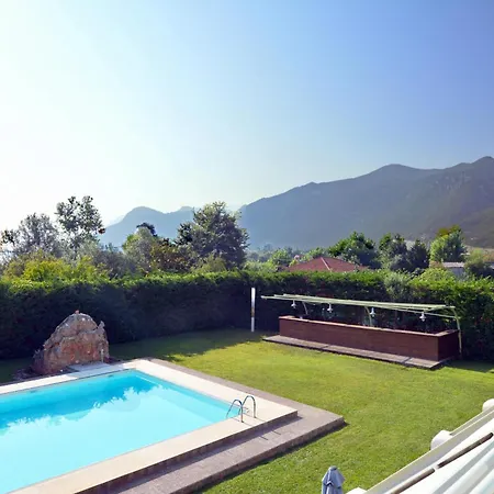 Village - Swimming Pool